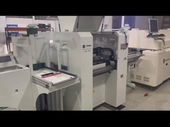 चीनी कारखाने में 6 हेड मीडियम एसएमटी लाइन सीएचएम-750