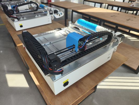 CHMT36VA SMD पिक एंड प्लेस मशीन, टेबल टॉप श्रीमती प्लेसमेंट उपकरण कंपन फीडर