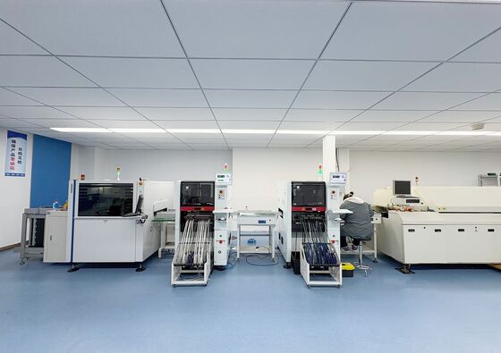 बेस्ट सेलर 6 सिर TC06 पिक एंड प्लेस मशीन कास्ट-आयरन फ्रेम SMT चिप माउंटर